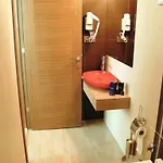 Lounge Hotell 2*