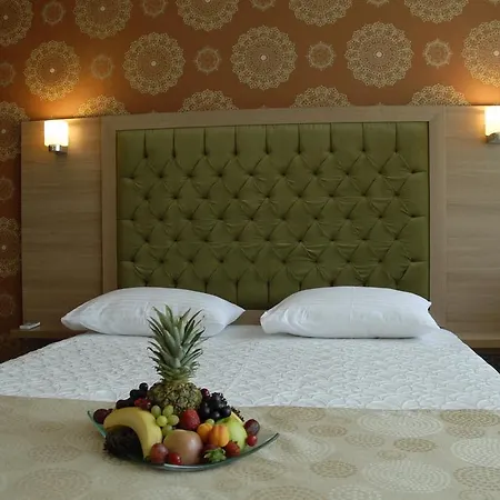 Hotell Lounge 2*