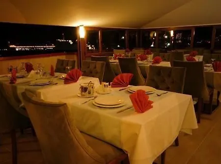 Hotell Lounge 2*