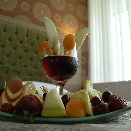 Szálloda Lounge 2*